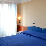 מלון Victoria ריביסונדולי