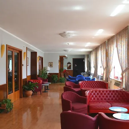 Victoria リヴィゾンドリ