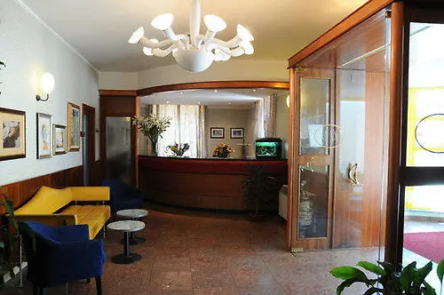 Victoria Rivisondoli